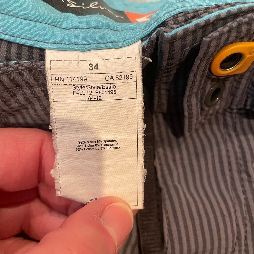 *3/$15  Quicksilver Men’s Size 34 Gray Board Shorts - Picture 10 of 13